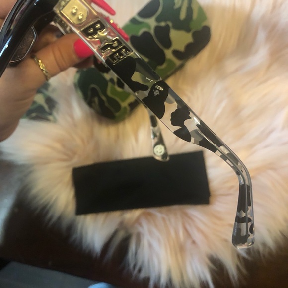 Babe Sunglasses - Picture 4 of 7